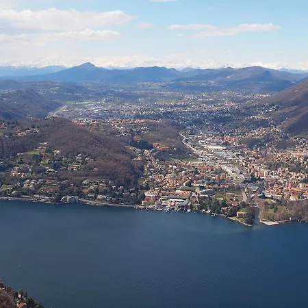 Il Balcone Sul Oda ve Kahvaltı Brunate