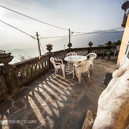 Il Balcone Sul 3* بروناتي