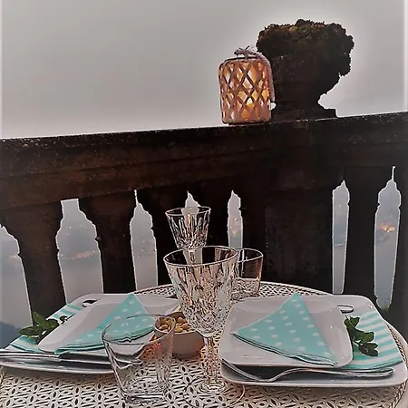 Il Balcone Sul Couette-café 3*