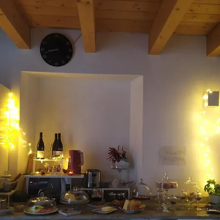 Il Balcone Sul فندق مبيت وإفطار 2*