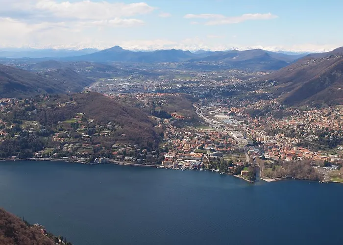 Il Balcone Sul Oda ve Kahvaltı Brunate